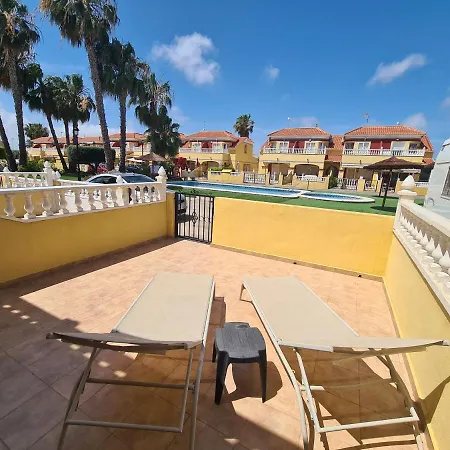 Holiday home 2 Bedroom In Closed Urbanisation Torrevieja